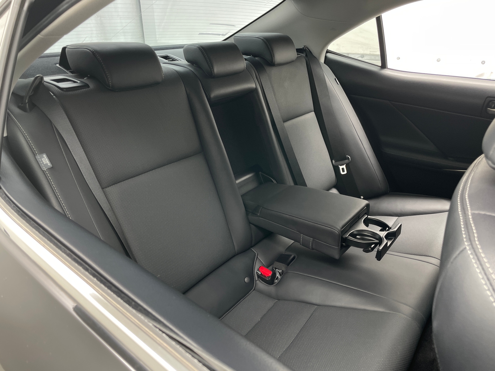 Thumbnail: 2019 Lexus IS - 5