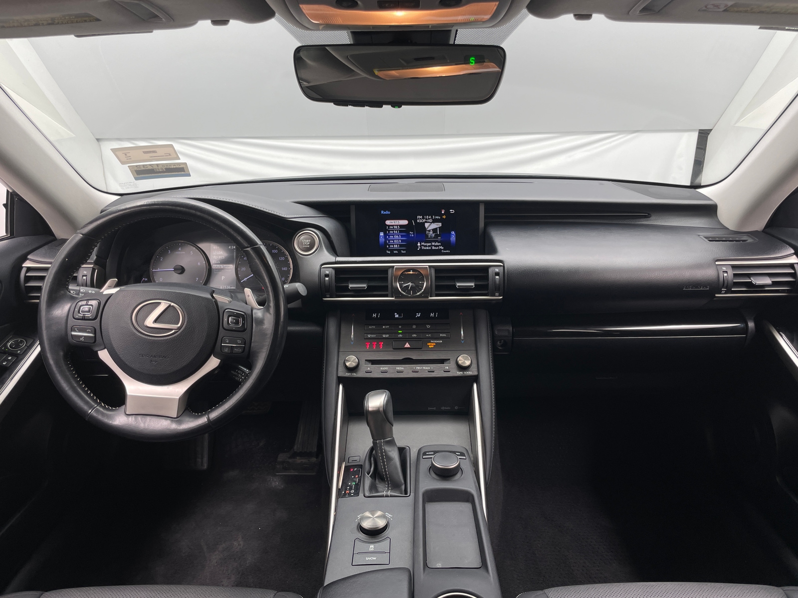 Thumbnail: 2019 Lexus IS - 2