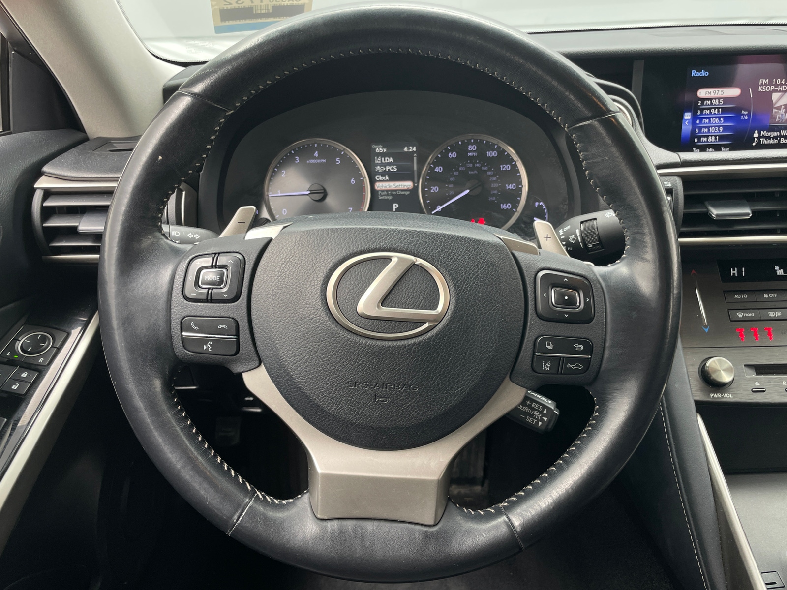 Thumbnail: 2019 Lexus IS - 4