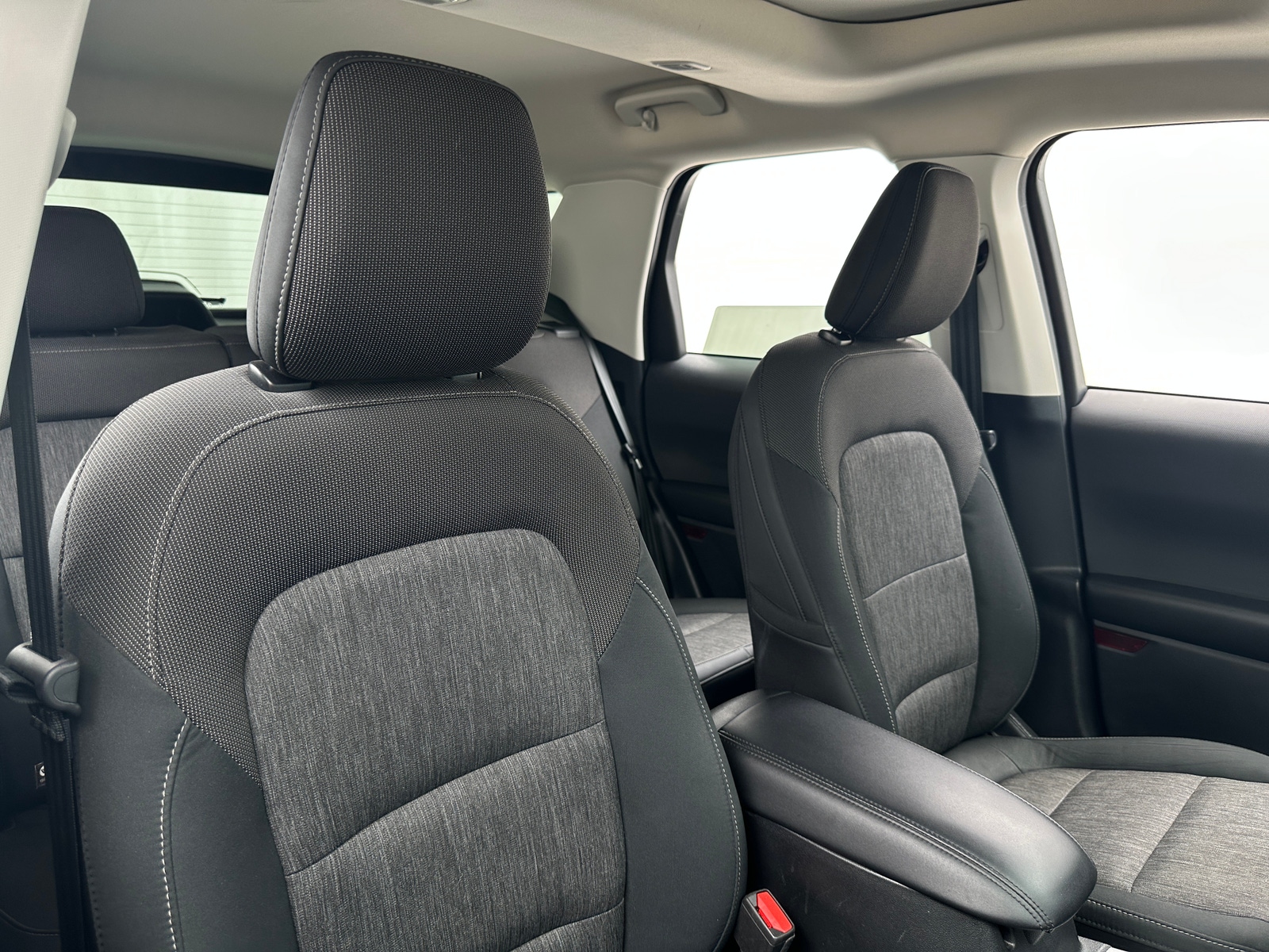 Thumbnail: 2022 Ford Bronco Sport - 2