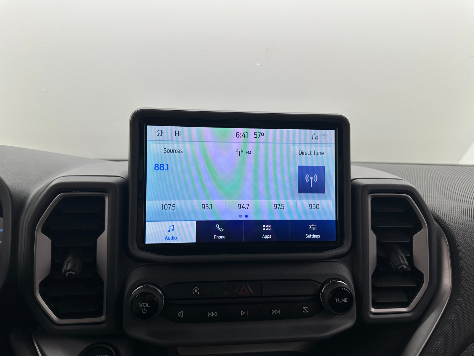 Thumbnail: 2022 Ford Bronco Sport - 4