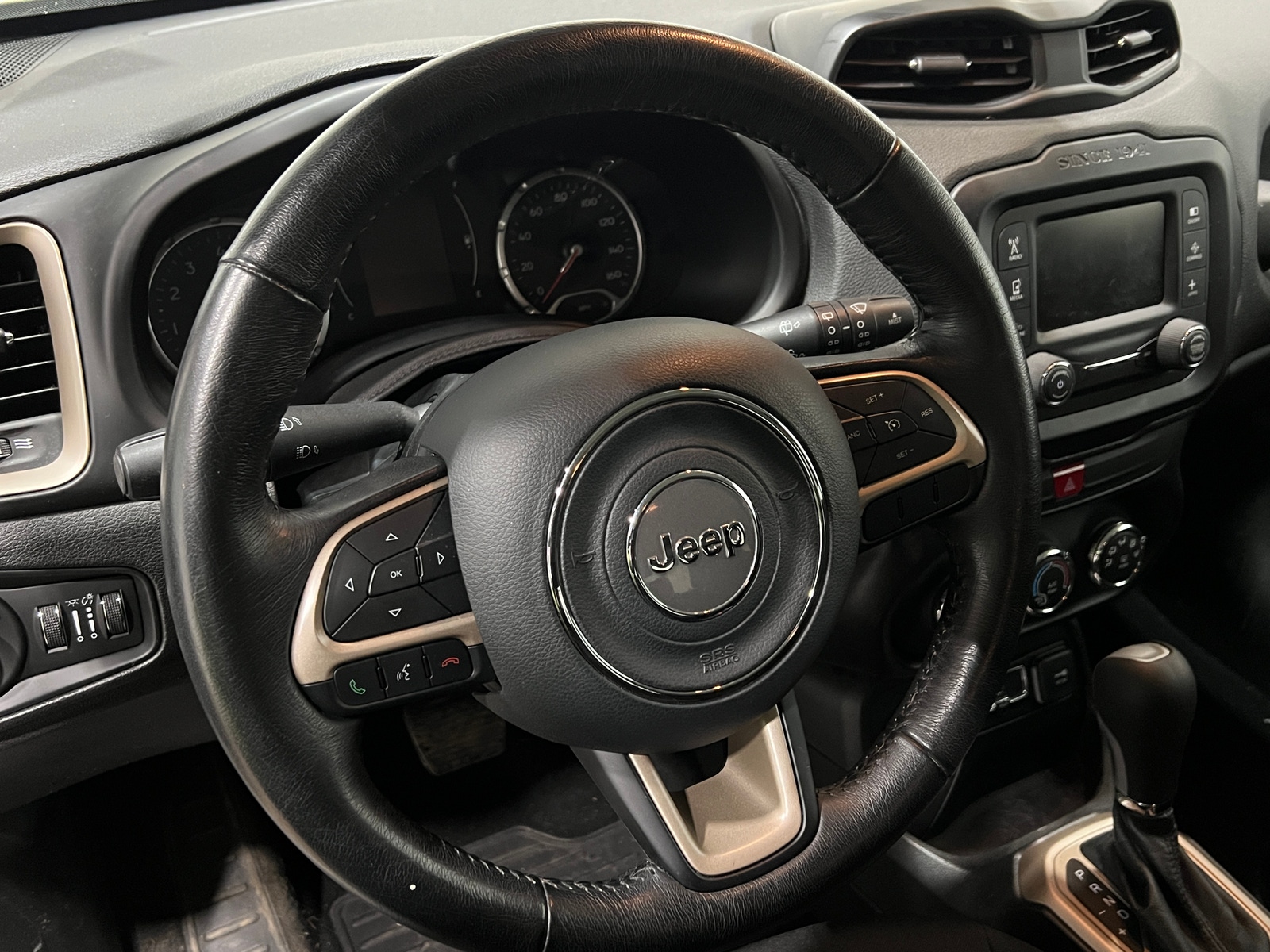 Thumbnail: 2017 Jeep Renegade - 5