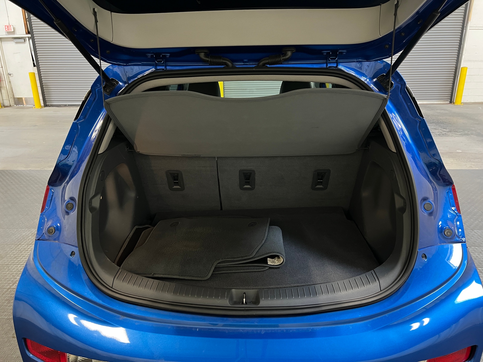 Thumbnail: 2019 Chevrolet Bolt EV - 7