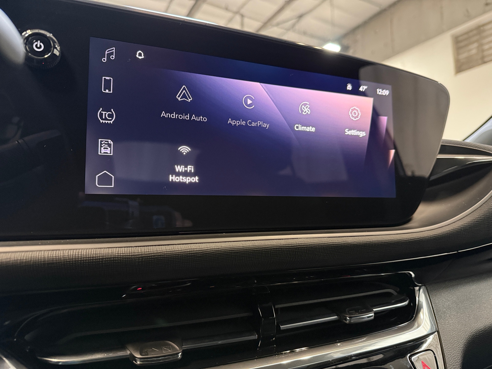 Thumbnail: 2025 Buick Envista - 3