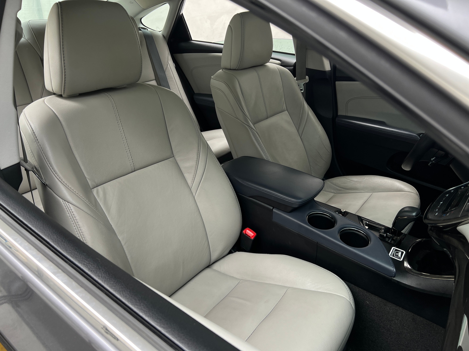 Thumbnail: 2014 Toyota Avalon - 2