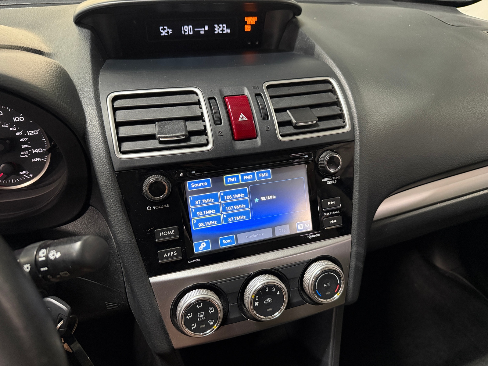 Thumbnail: 2016 Subaru Crosstrek - 4