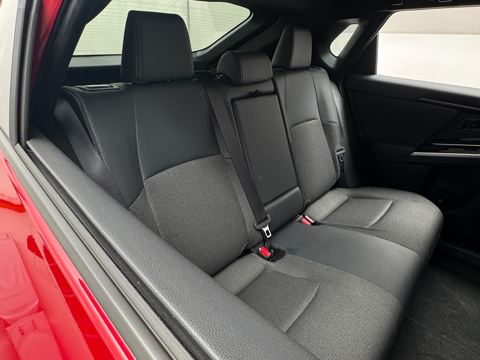 Thumbnail: 2025 Toyota bZ4X - 5