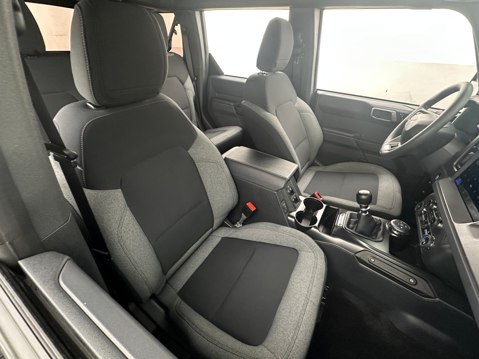 Thumbnail: 2025 Ford Bronco - 2