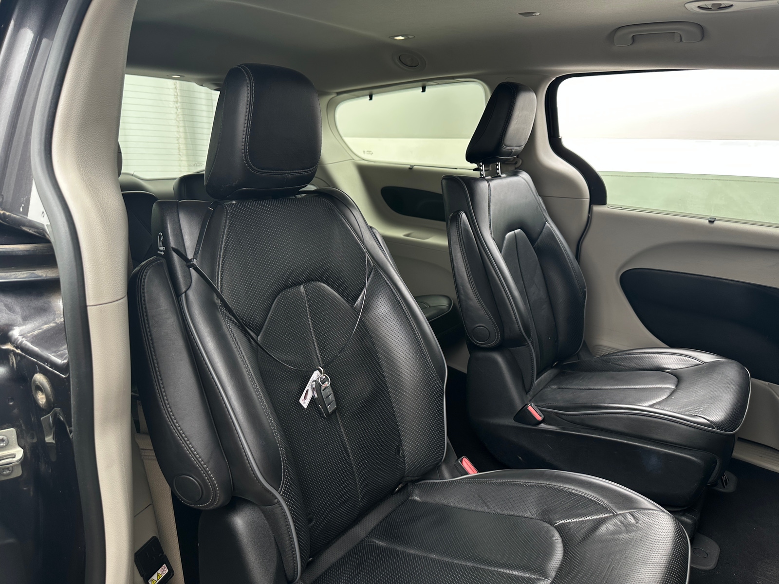 Thumbnail: 2019 Chrysler Pacifica - 5