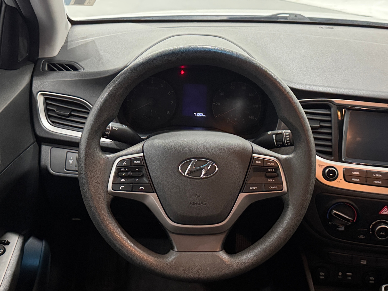 Thumbnail: 2018 Hyundai Accent - 5