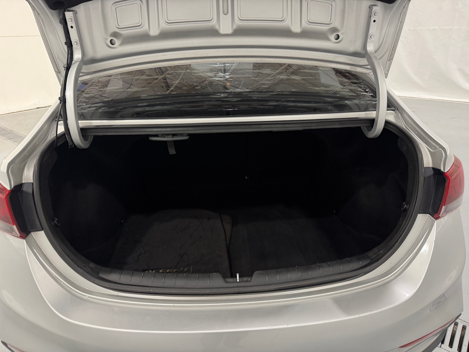 Thumbnail: 2018 Hyundai Accent - 7