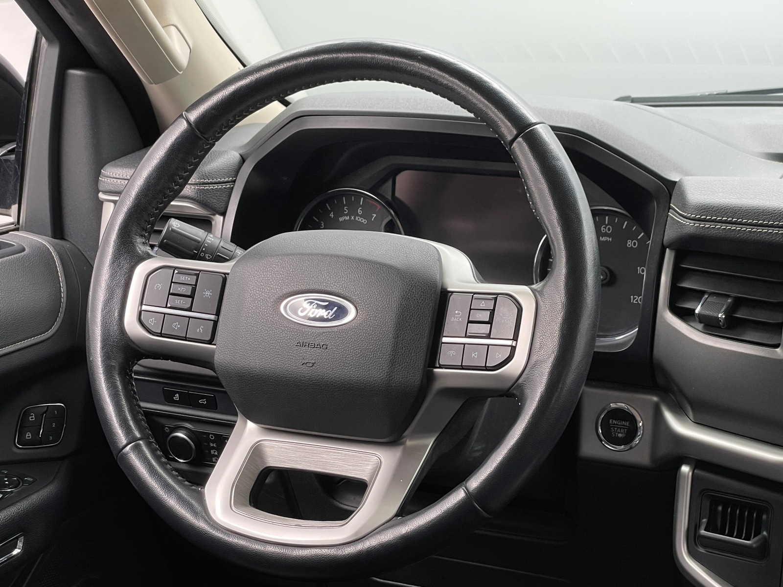 Thumbnail: 2023 Ford Expedition MAX - 5