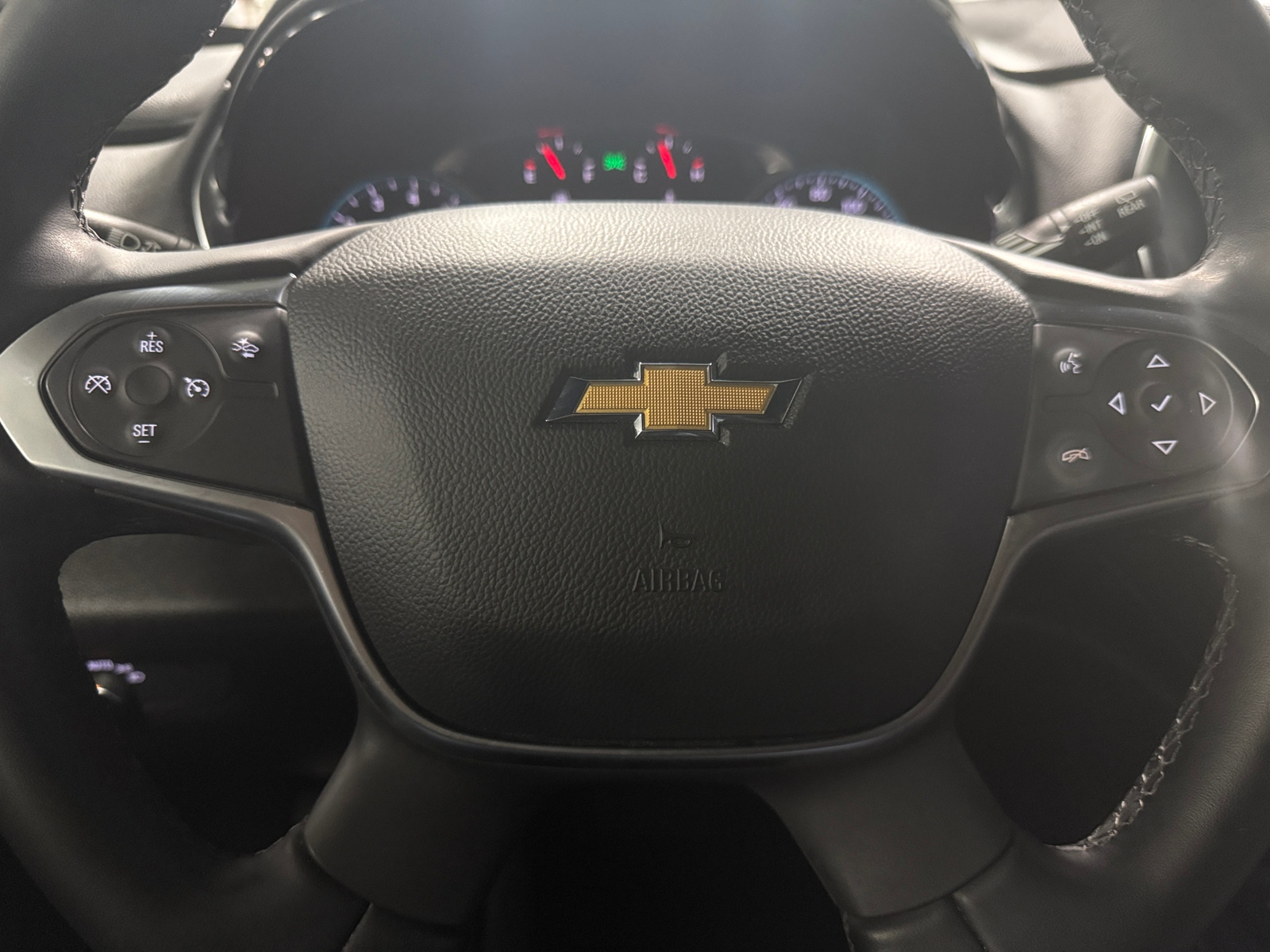 Thumbnail: 2023 Chevrolet Traverse - 5