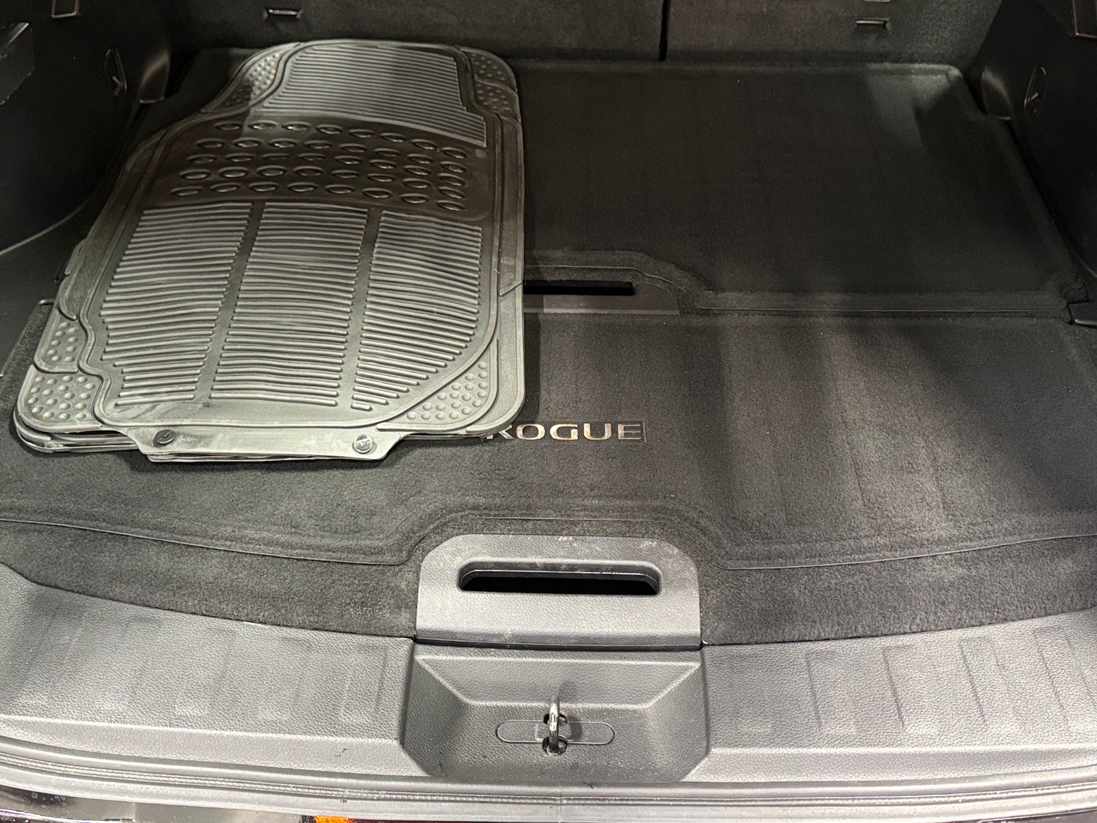 Thumbnail: 2019 Nissan Rogue - 7