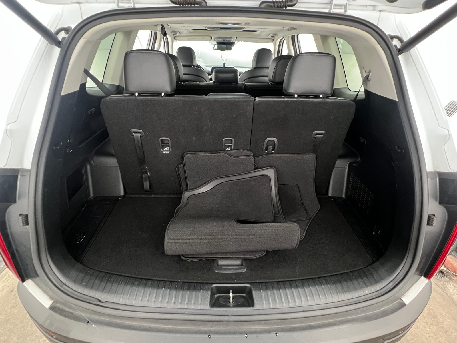 Thumbnail: 2020 Kia Telluride - 6