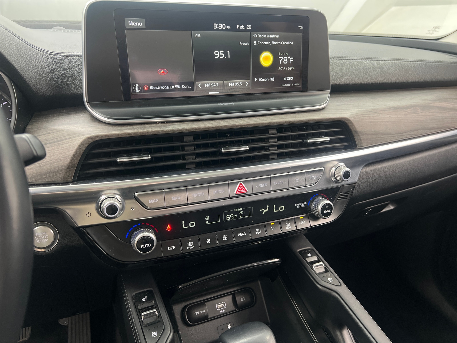 Thumbnail: 2020 Kia Telluride - 3