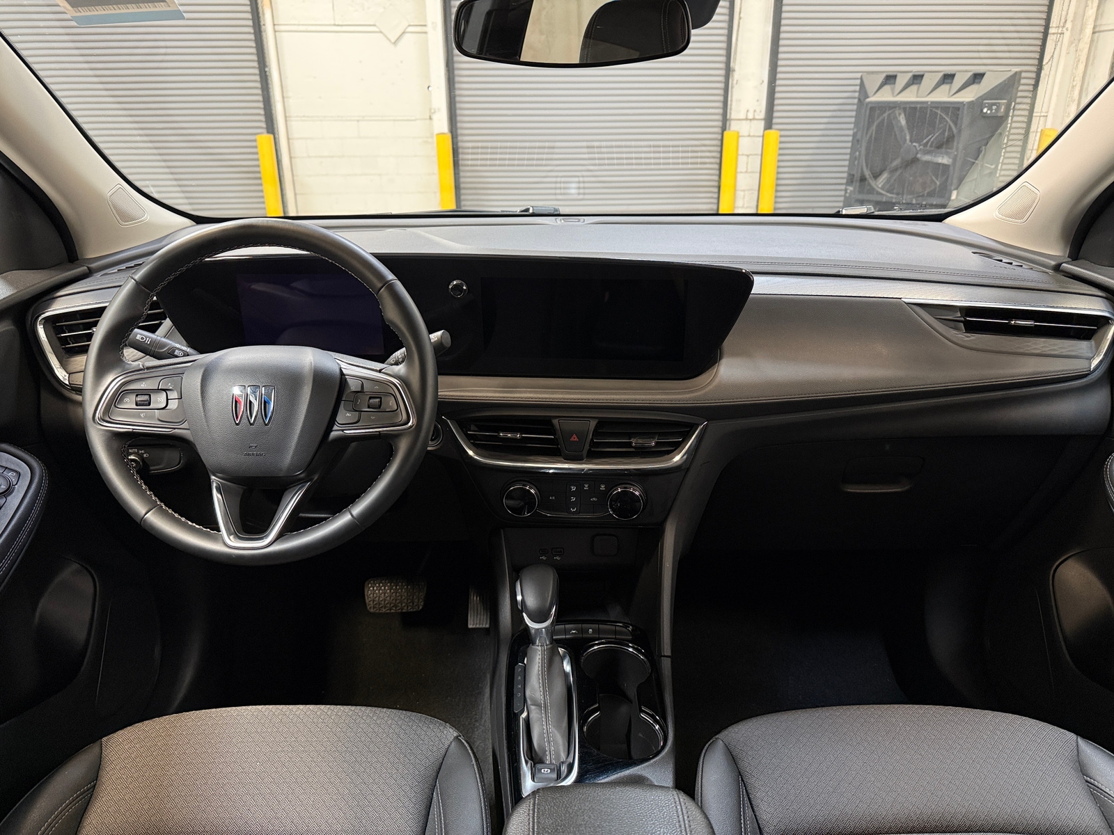 Thumbnail: 2025 Buick Encore GX - 3