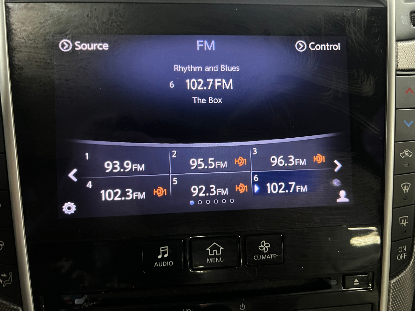 Thumbnail: 2015 INFINITI Q50 - 3