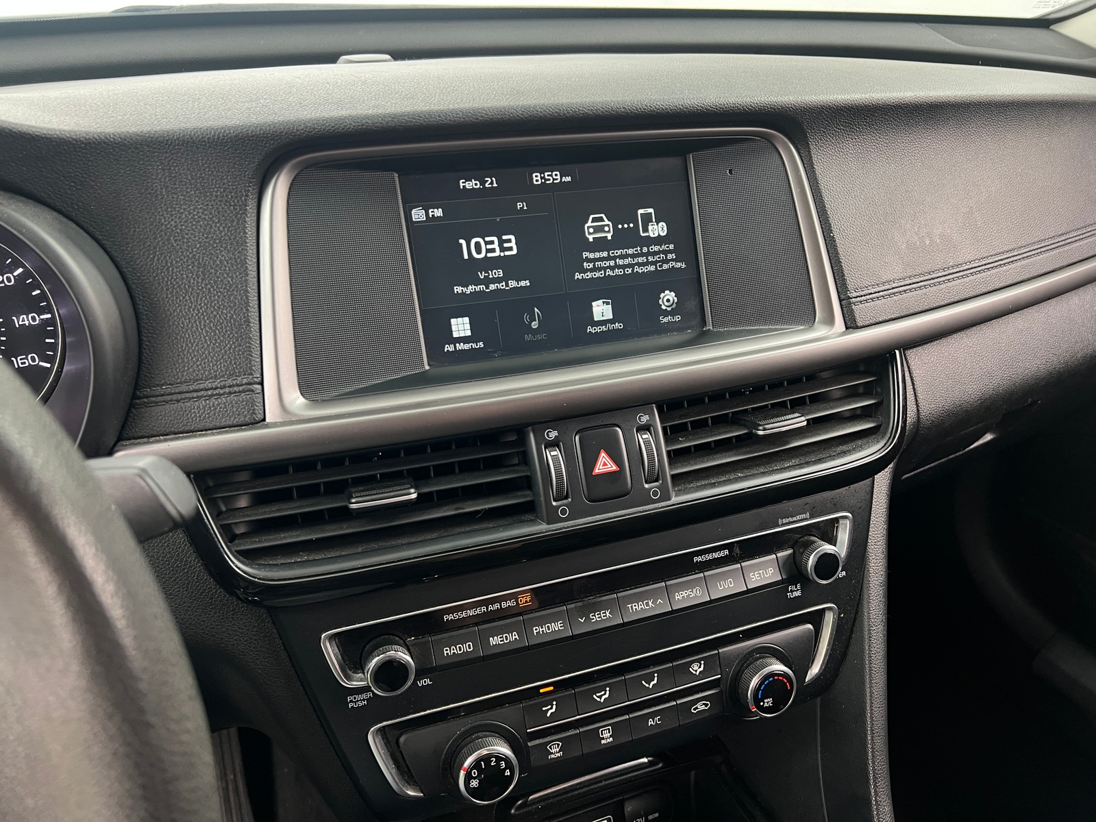 Thumbnail: 2018 Kia Optima - 4