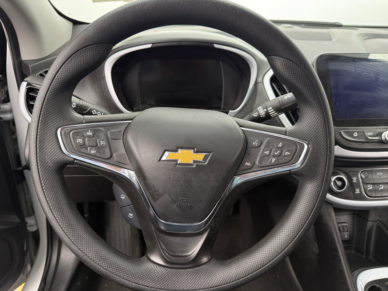 Thumbnail: 2019 Chevrolet Volt - 5