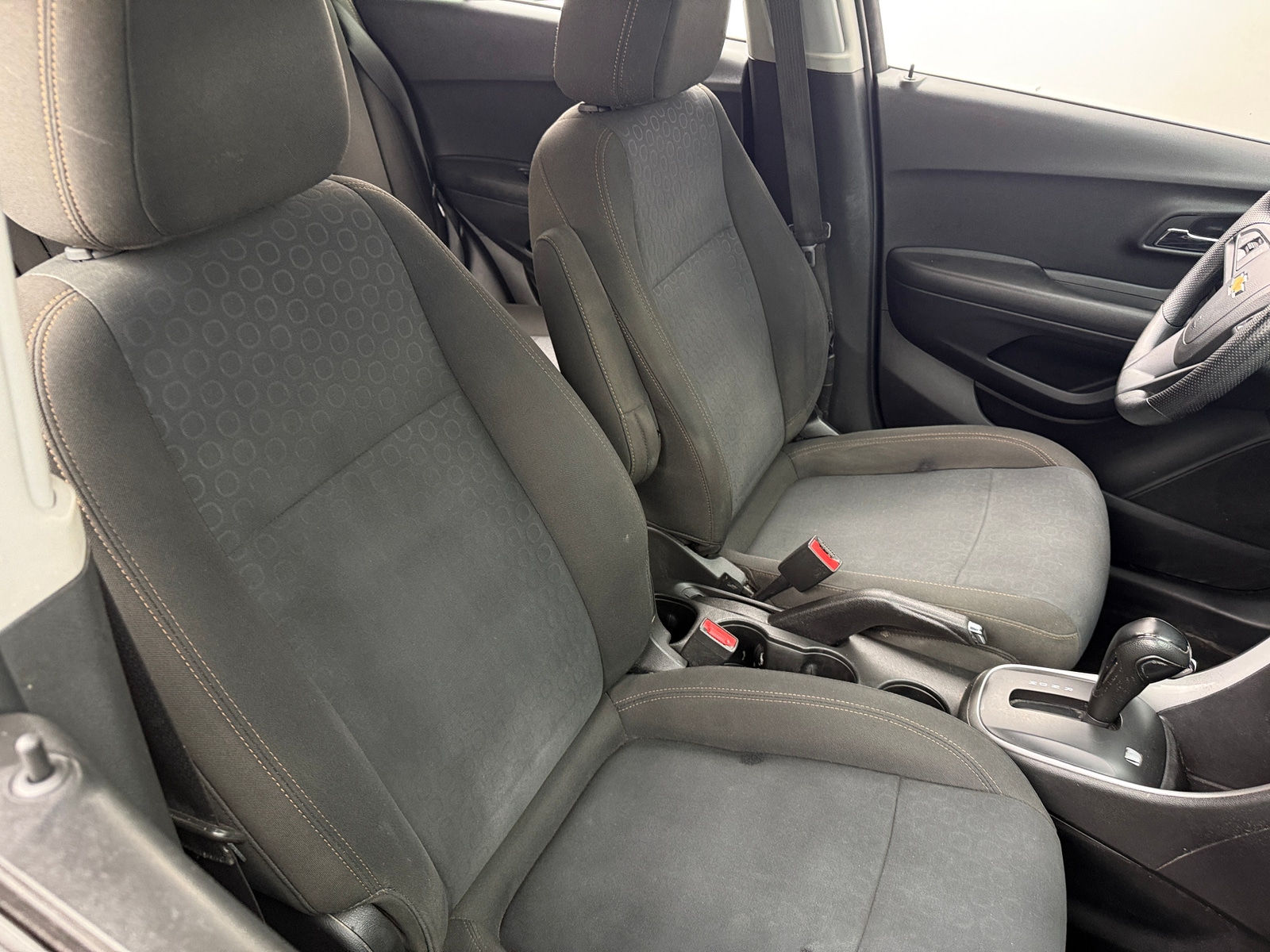 Thumbnail: 2020 Chevrolet Trax - 2