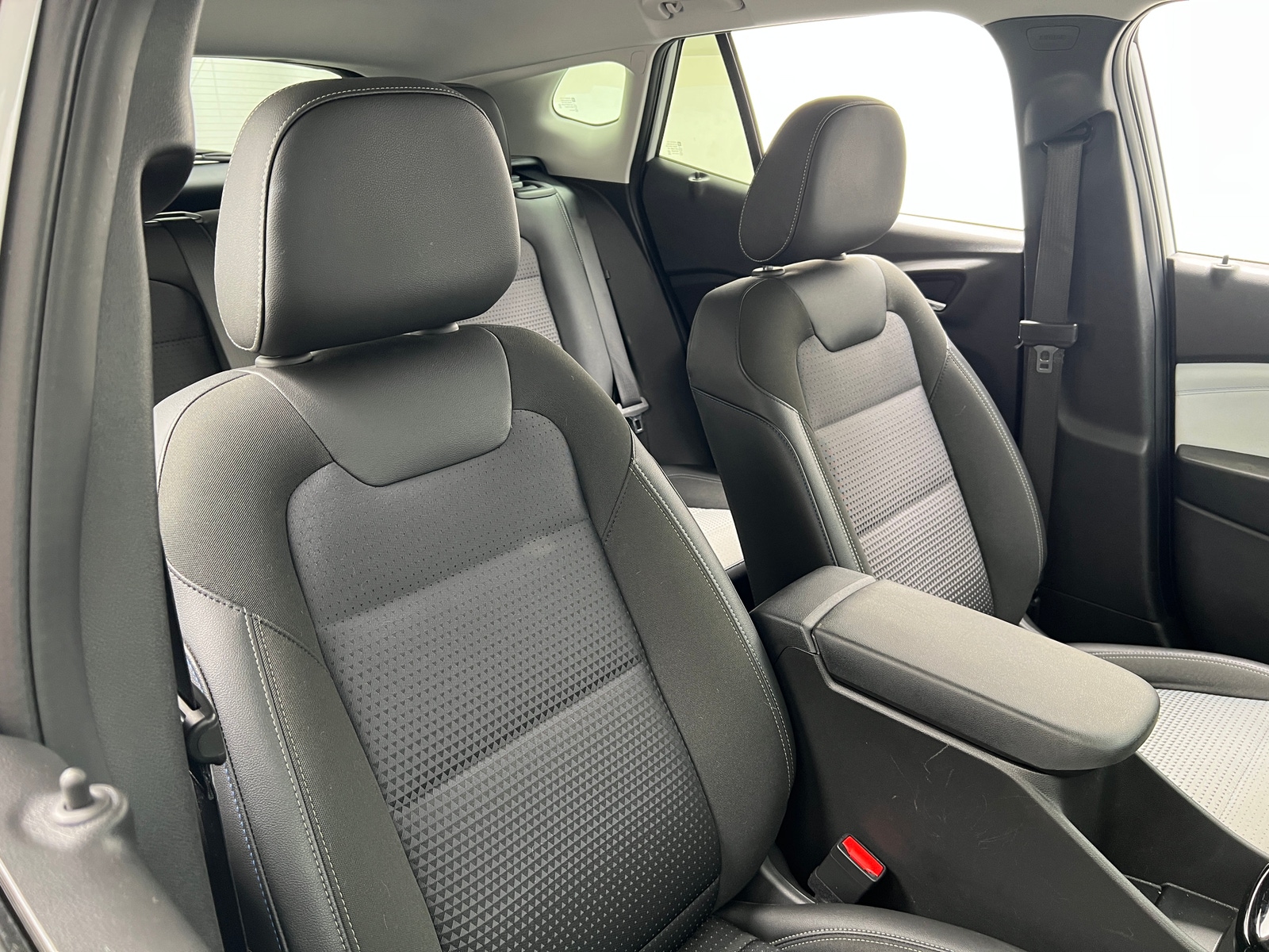 Thumbnail: 2025 Chevrolet Trax - 2