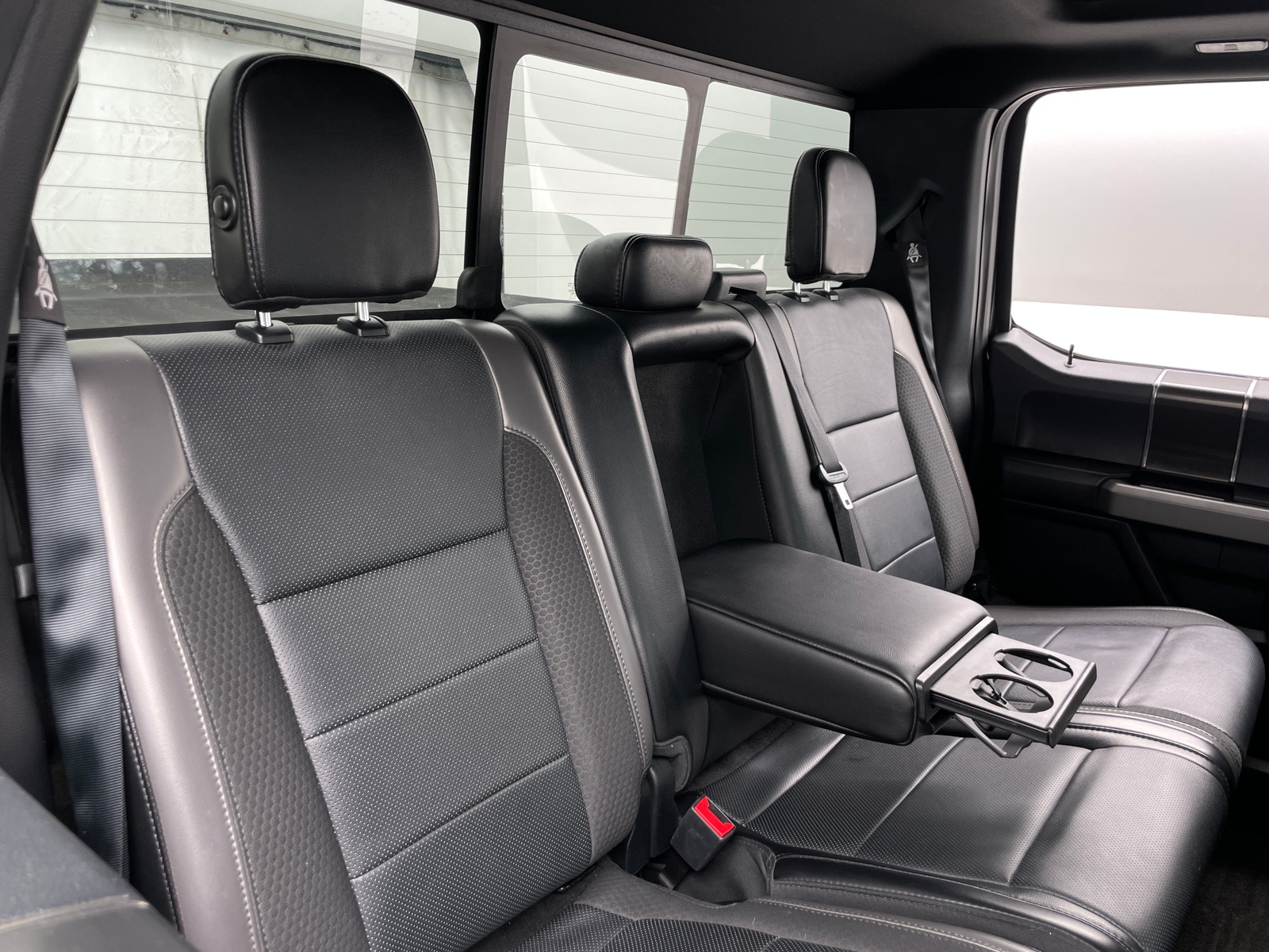 Thumbnail: 2019 Ford Econoline - 6