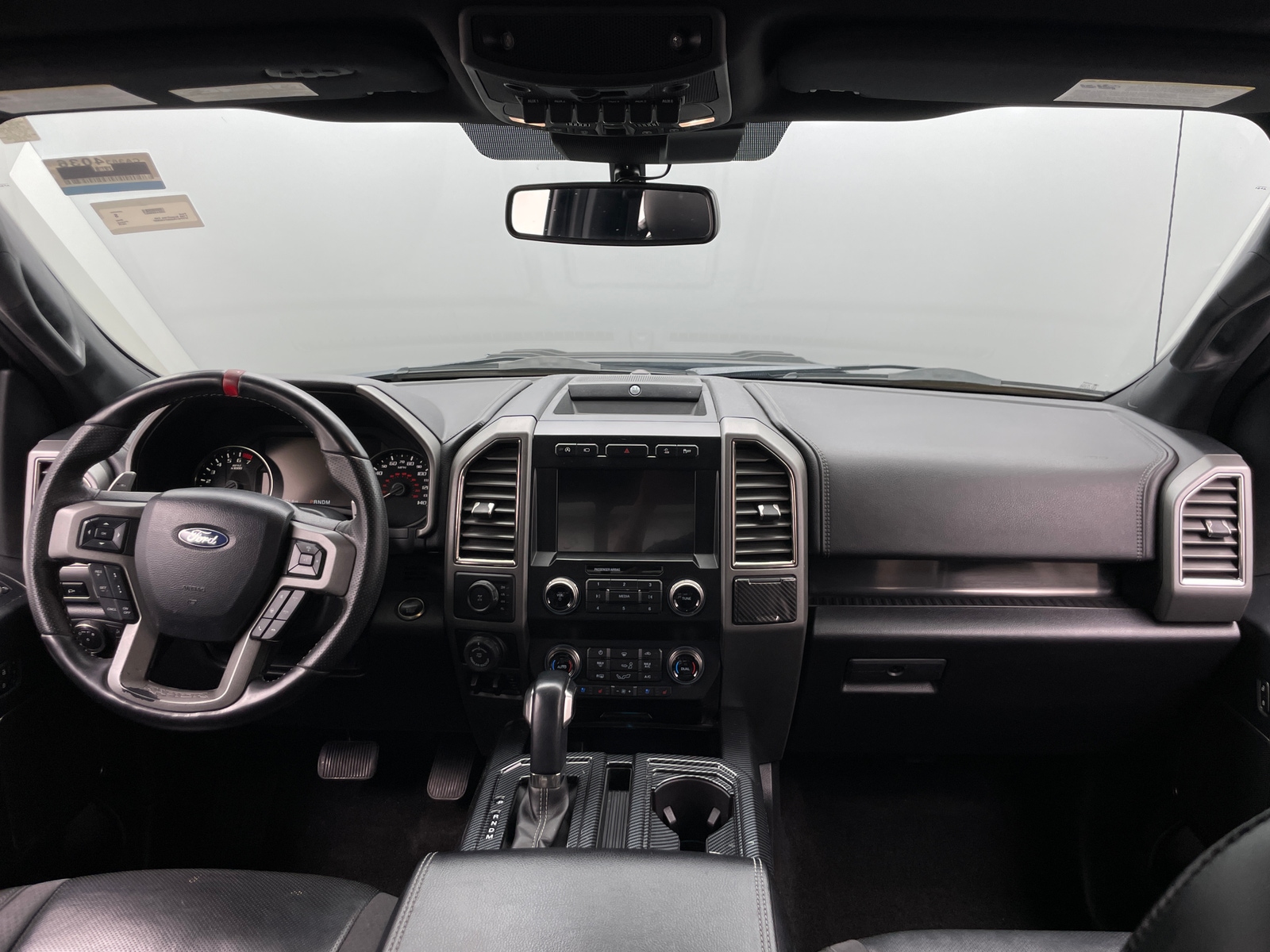 Thumbnail: 2019 Ford Econoline - 3