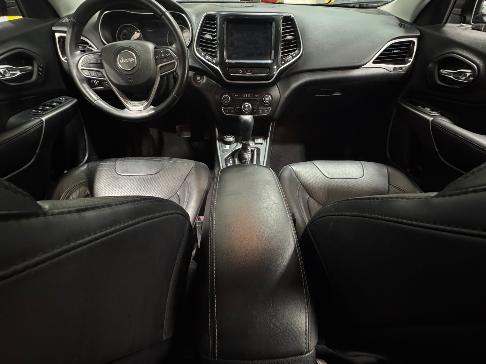 Thumbnail: 2020 Jeep Cherokee - 2