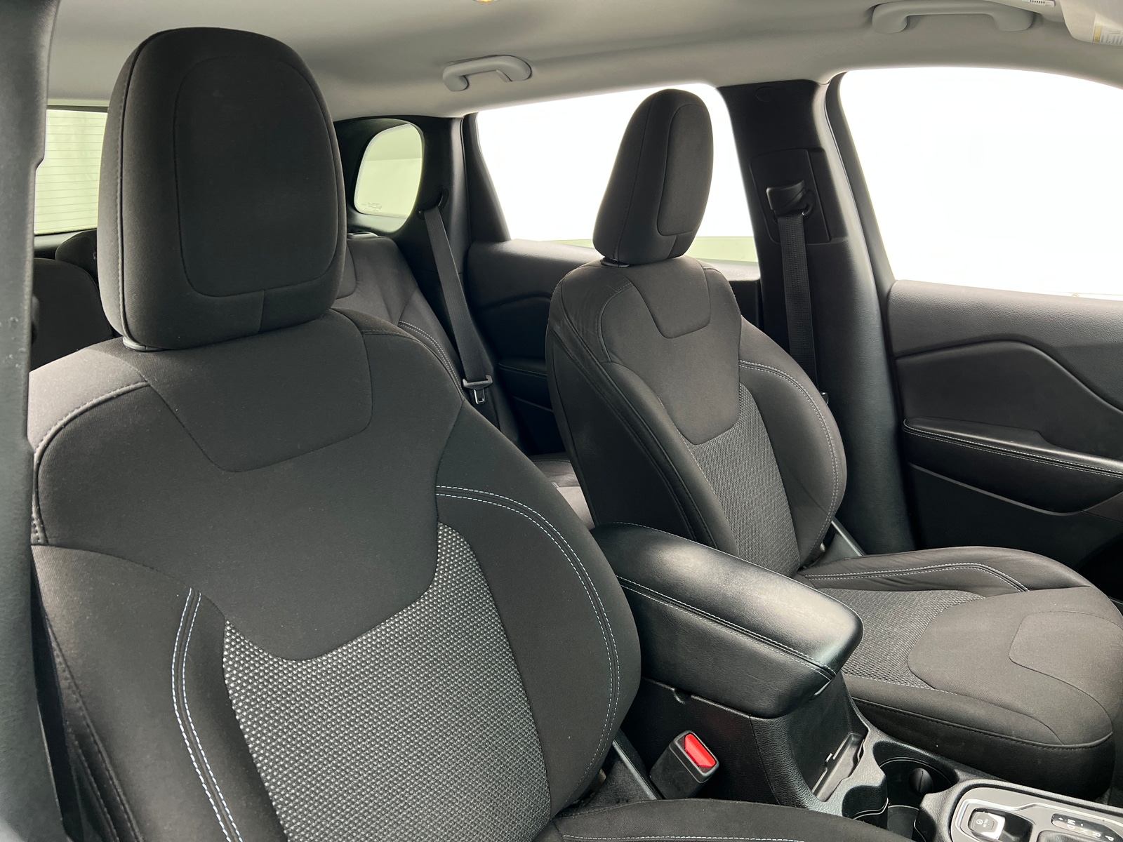 Thumbnail: 2019 Jeep Cherokee - 2