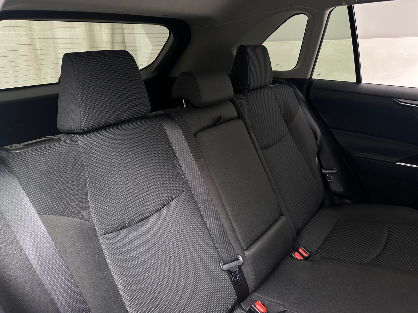 Thumbnail: 2025 Toyota RAV4 - 6