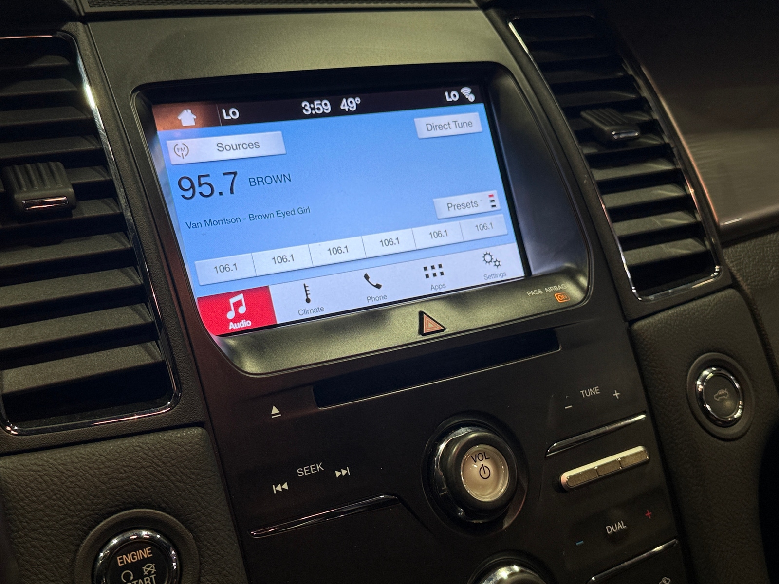 Thumbnail: 2017 Ford Taurus - 4