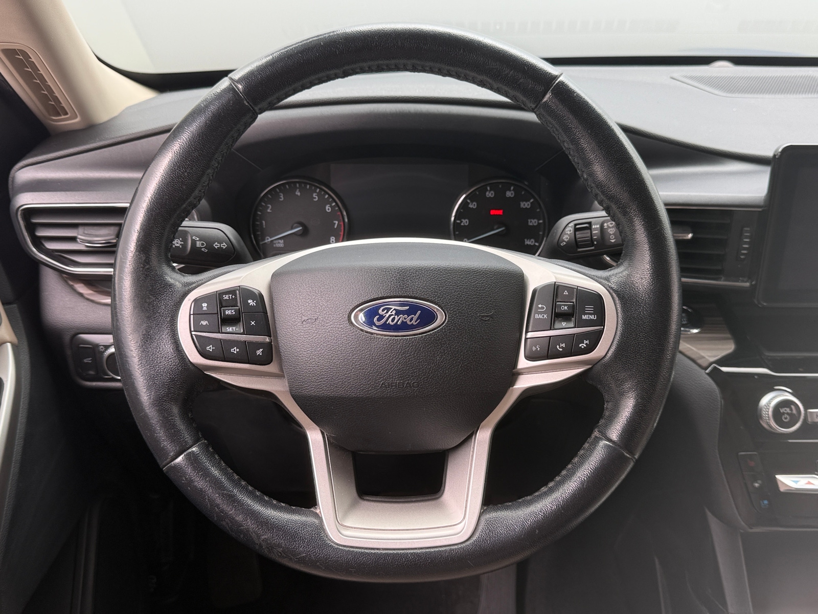 Thumbnail: 2021 Ford Explorer - 4