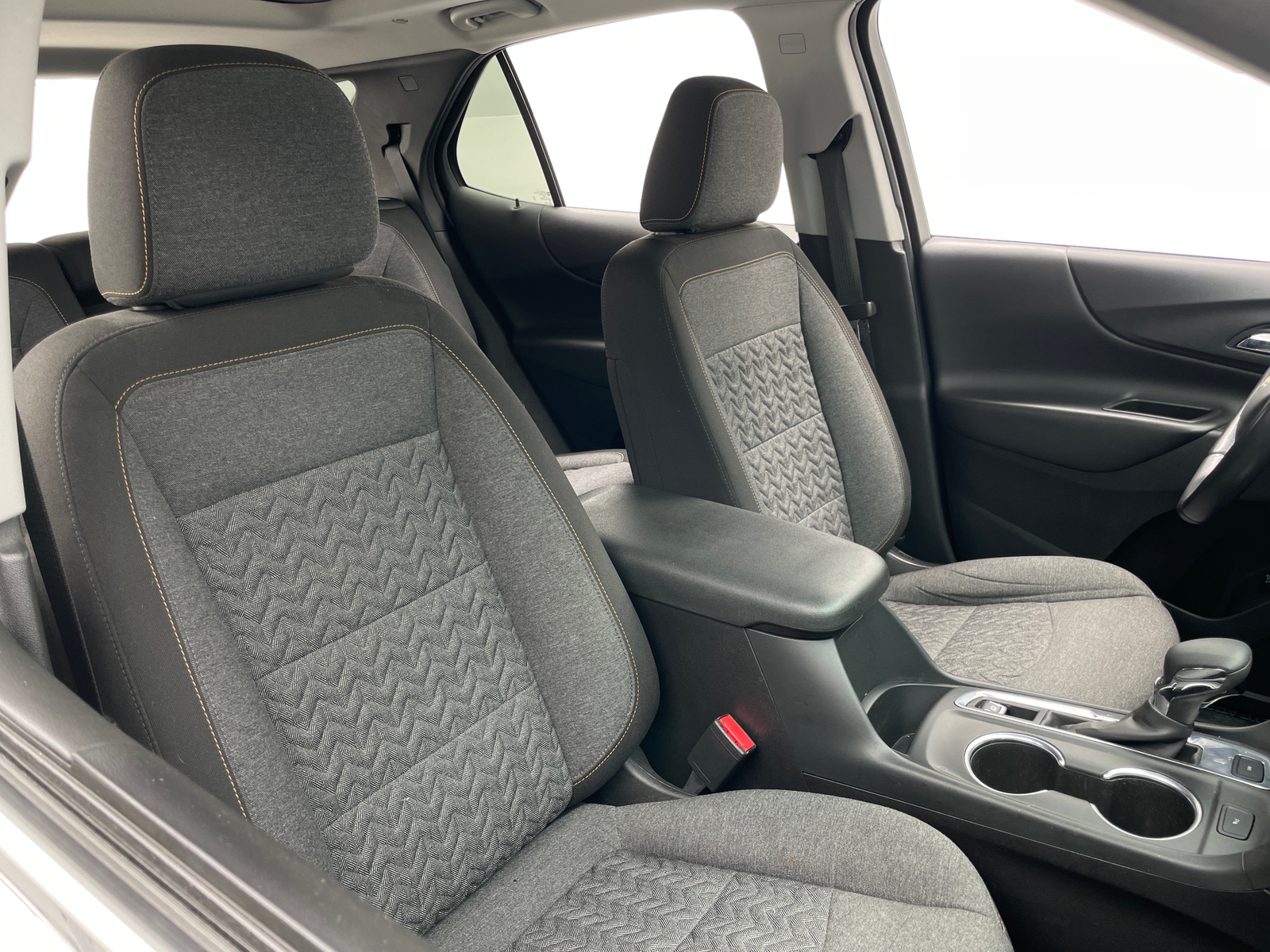 Thumbnail: 2022 Chevrolet Equinox - 2