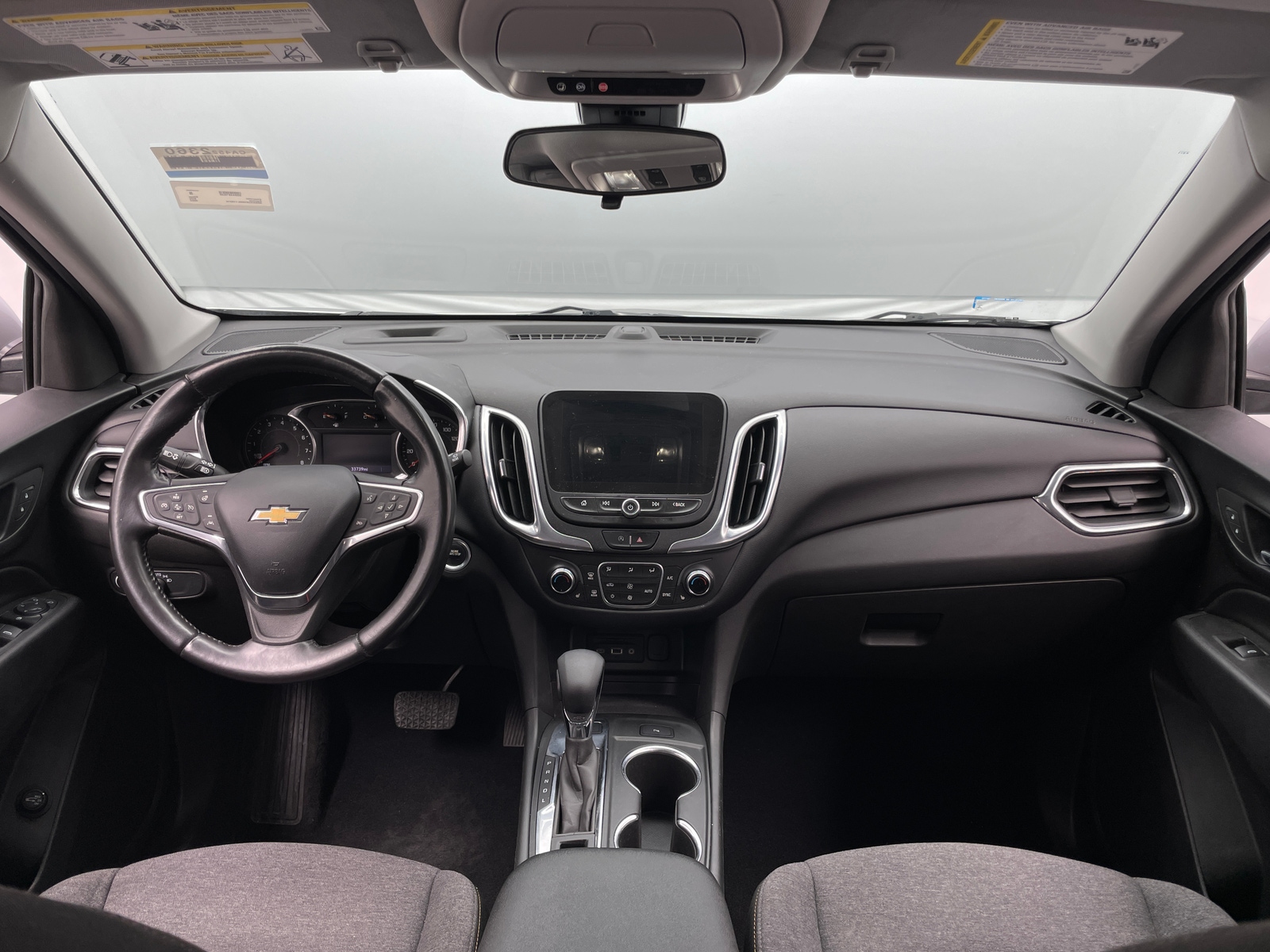 Thumbnail: 2022 Chevrolet Equinox - 3