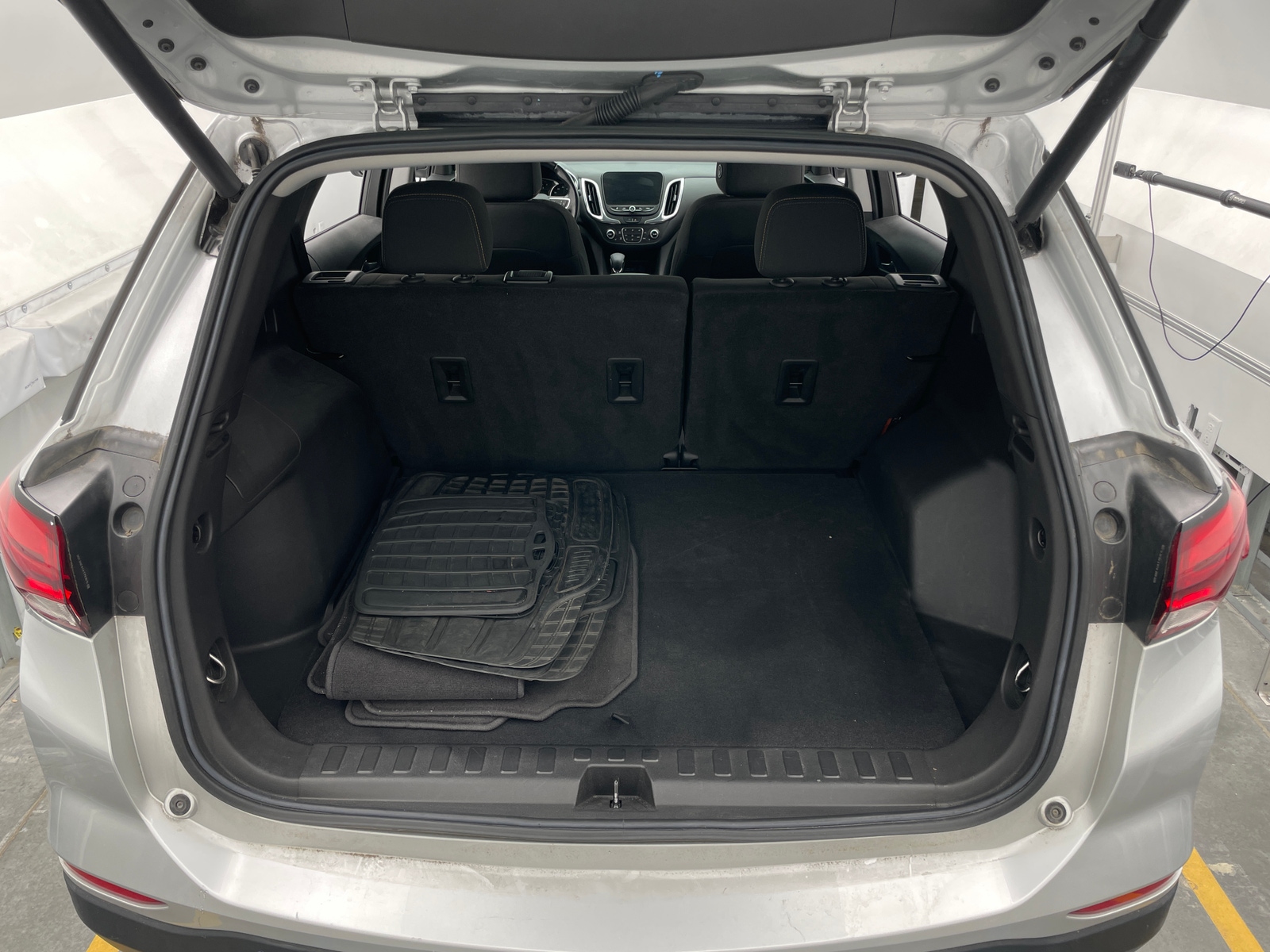 Thumbnail: 2022 Chevrolet Equinox - 7