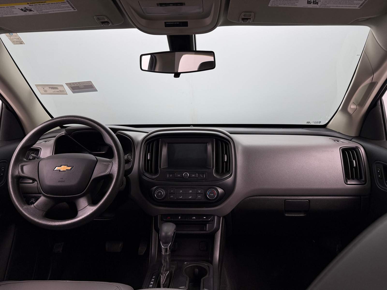 Thumbnail: 2022 Chevrolet Colorado - 3