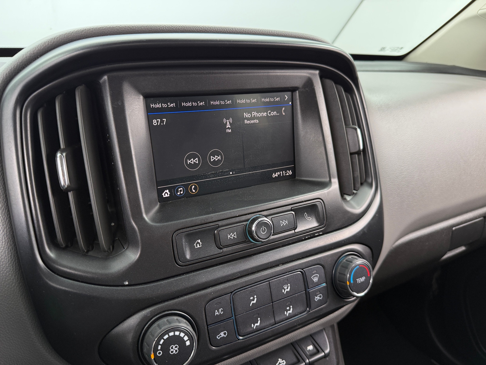 Thumbnail: 2022 Chevrolet Colorado - 4