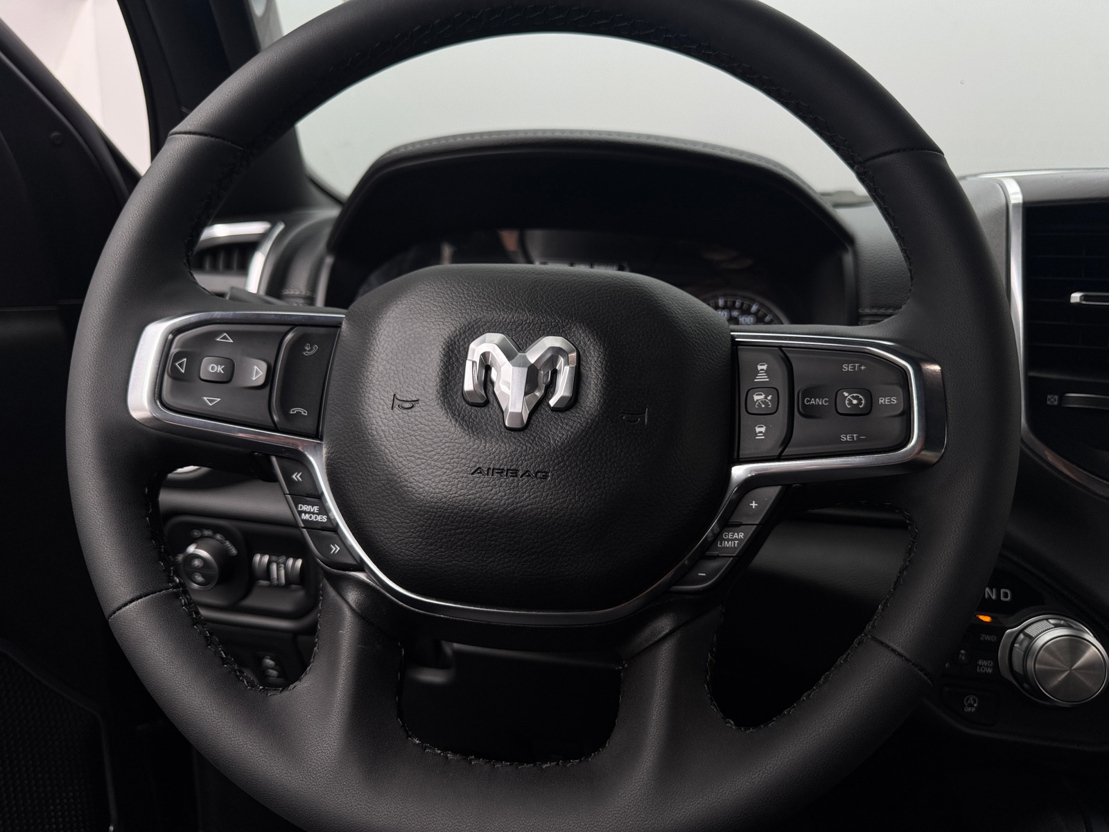 Thumbnail: 2025 RAM 1500 - 4