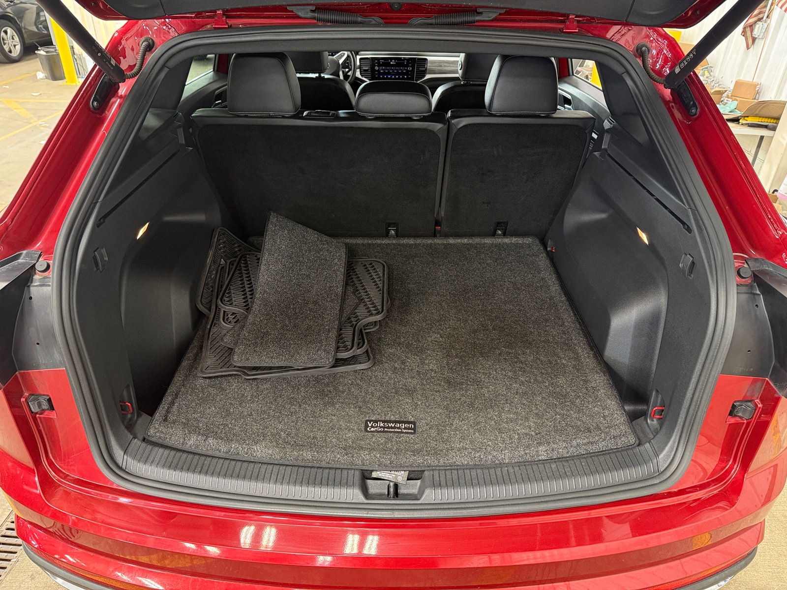 Thumbnail: 2023 Volkswagen Atlas - 6