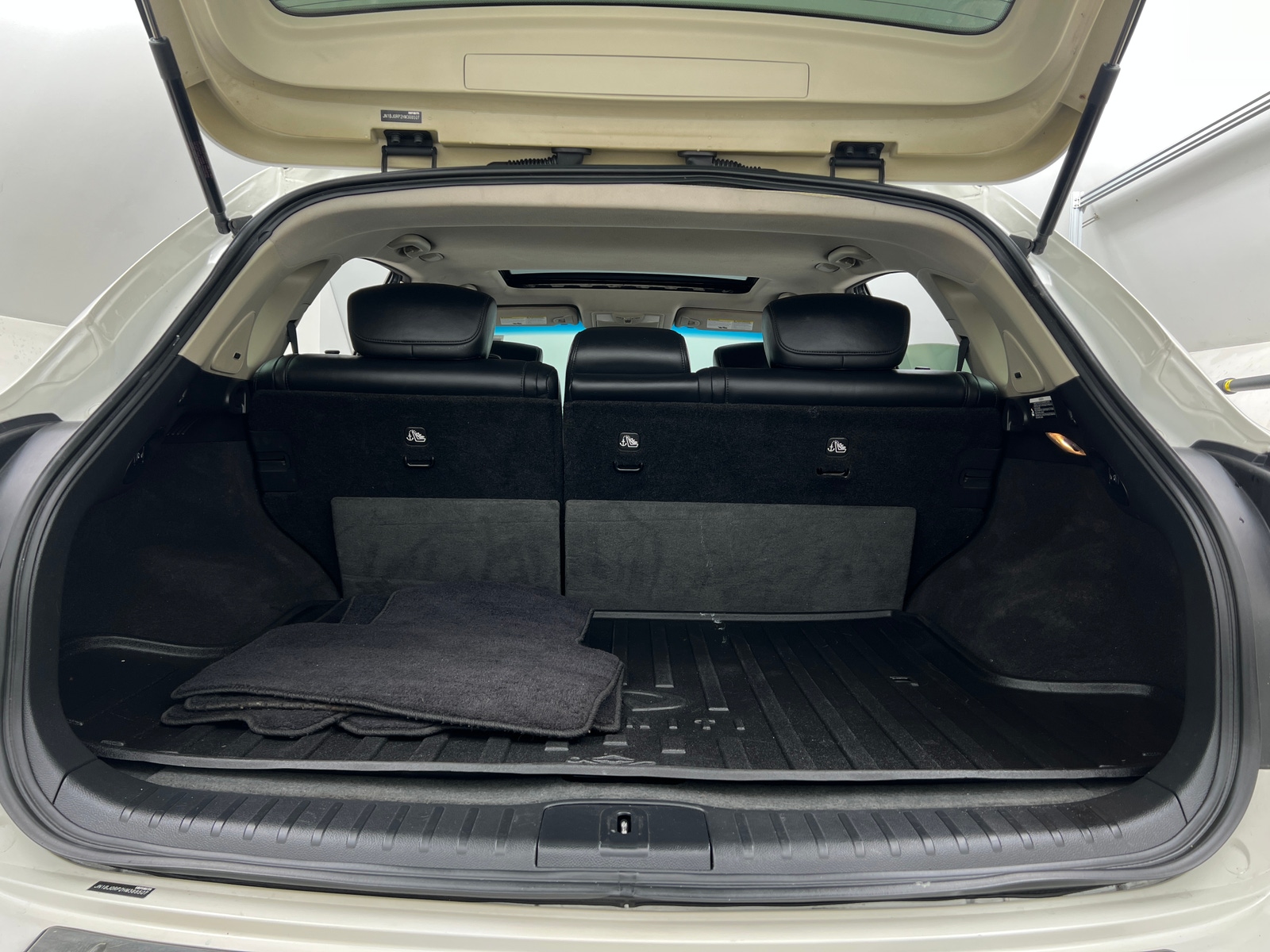 Thumbnail: 2017 INFINITI QX50 - 6