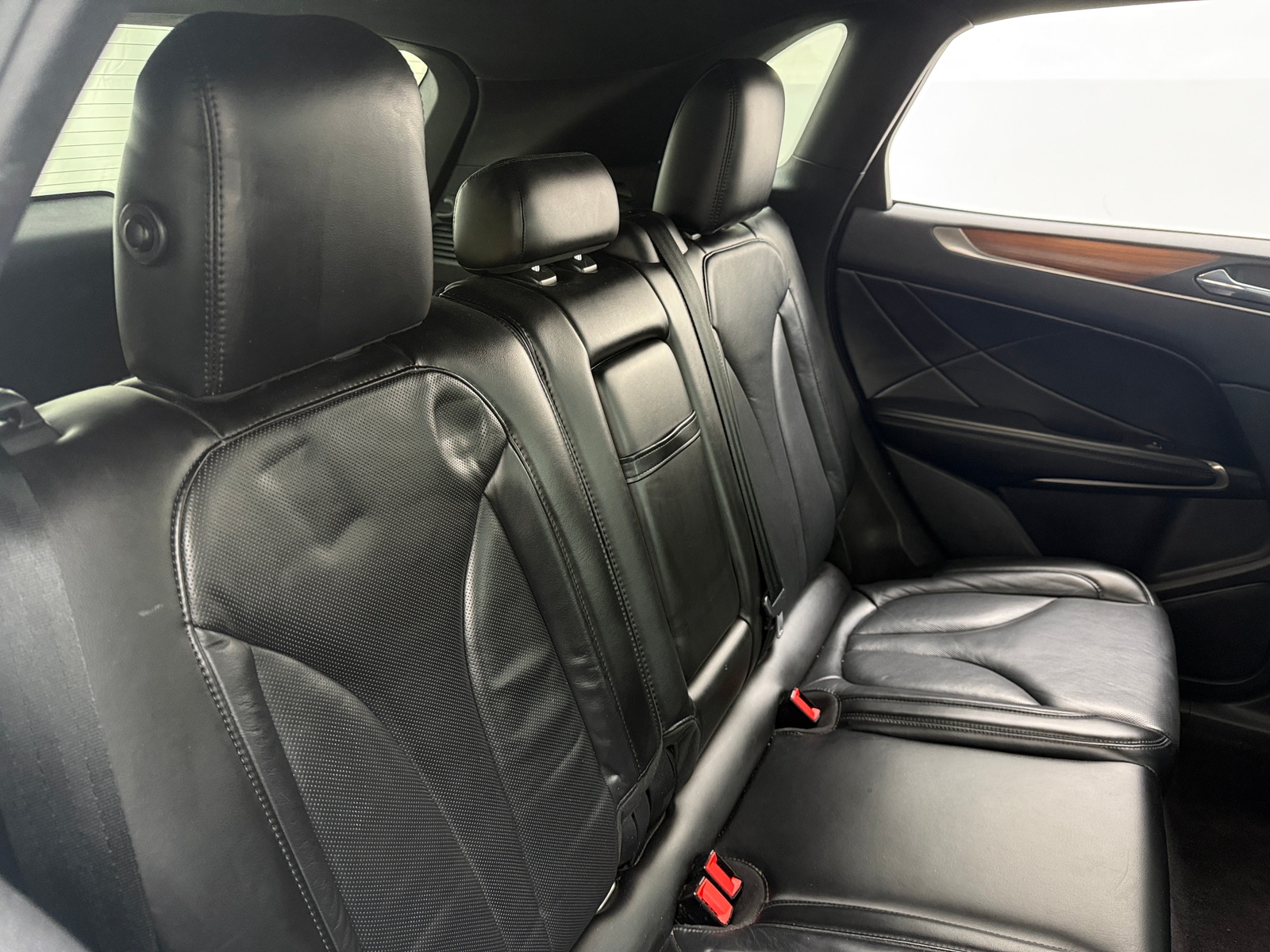 Thumbnail: 2017 Lincoln MKC - 5