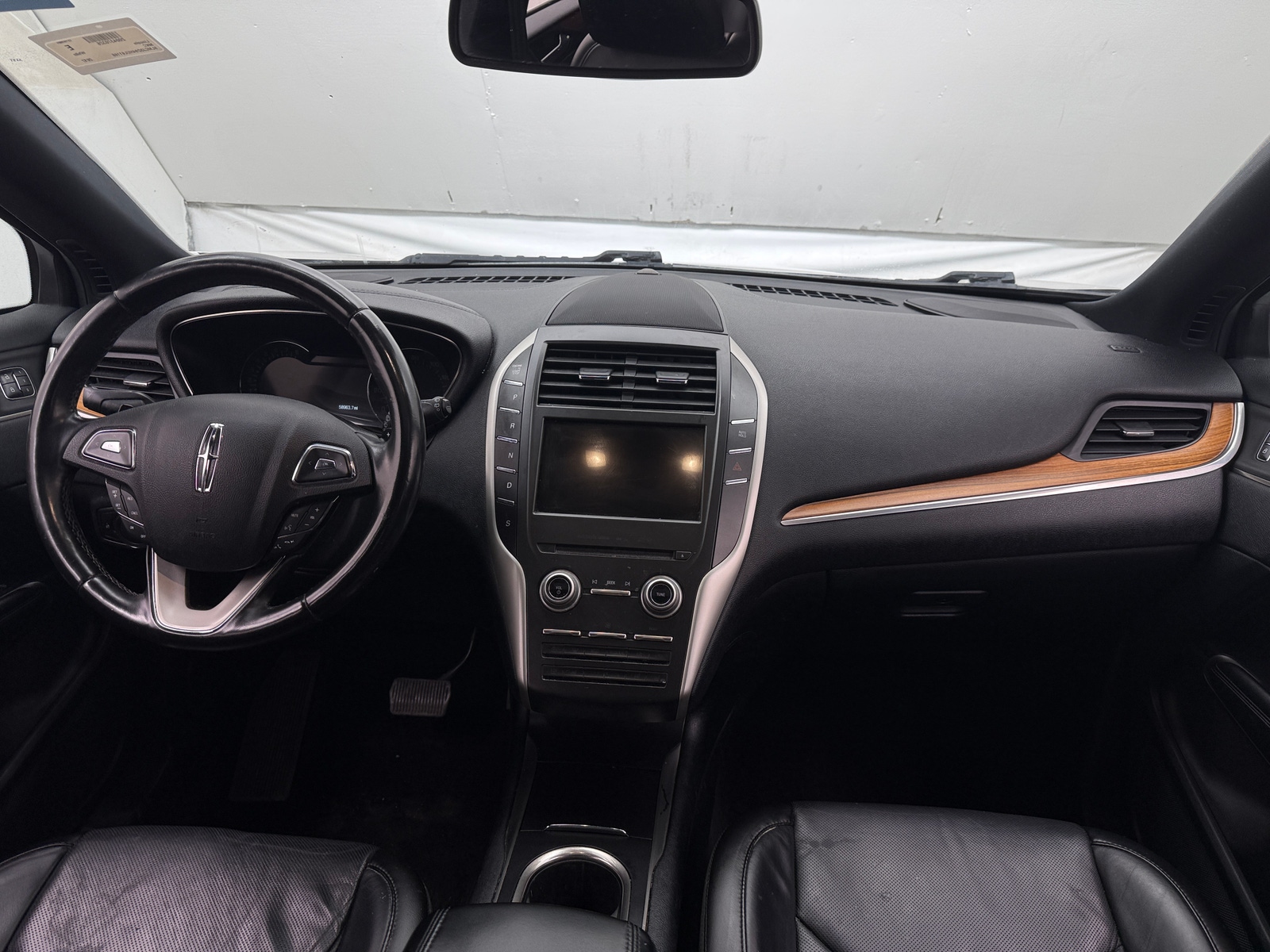 Thumbnail: 2017 Lincoln MKC - 2