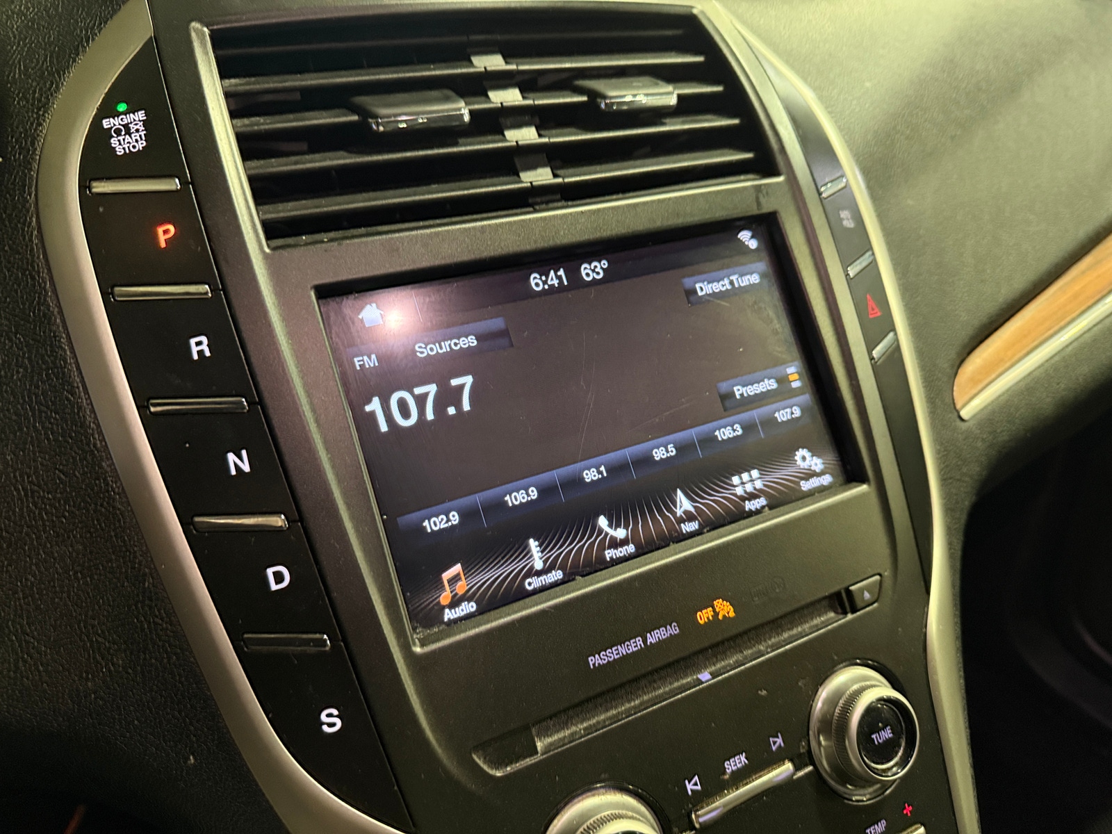 Thumbnail: 2017 Lincoln MKC - 3