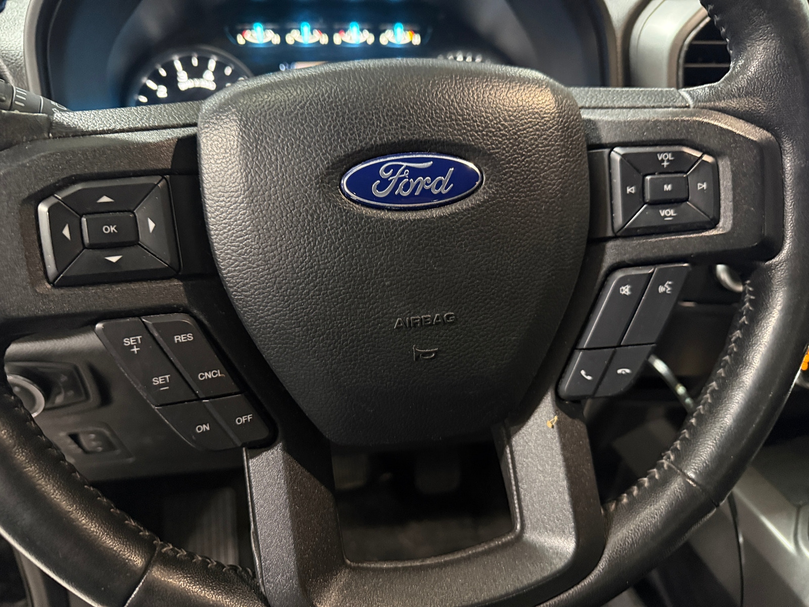 Thumbnail: 2019 Ford Econoline - 5