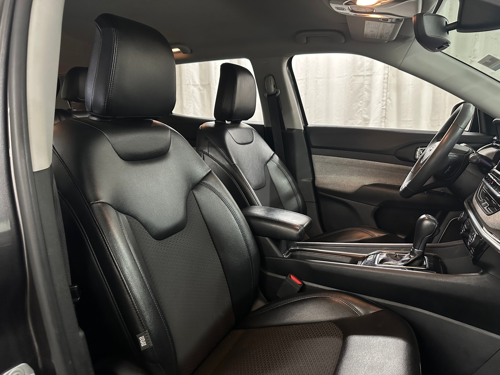 Thumbnail: 2022 Jeep Compass - 2