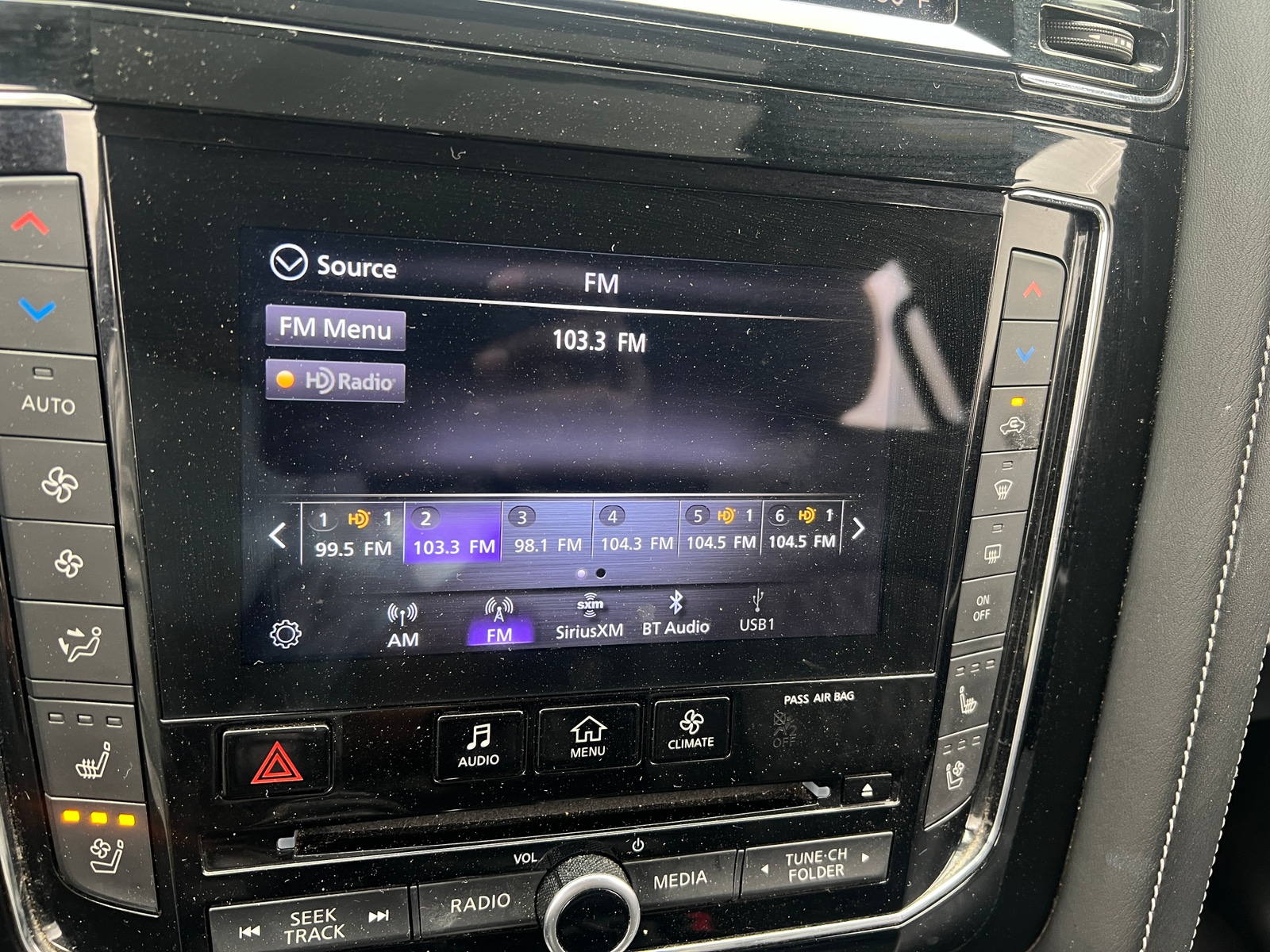 Thumbnail: 2021 INFINITI QX80 - 3