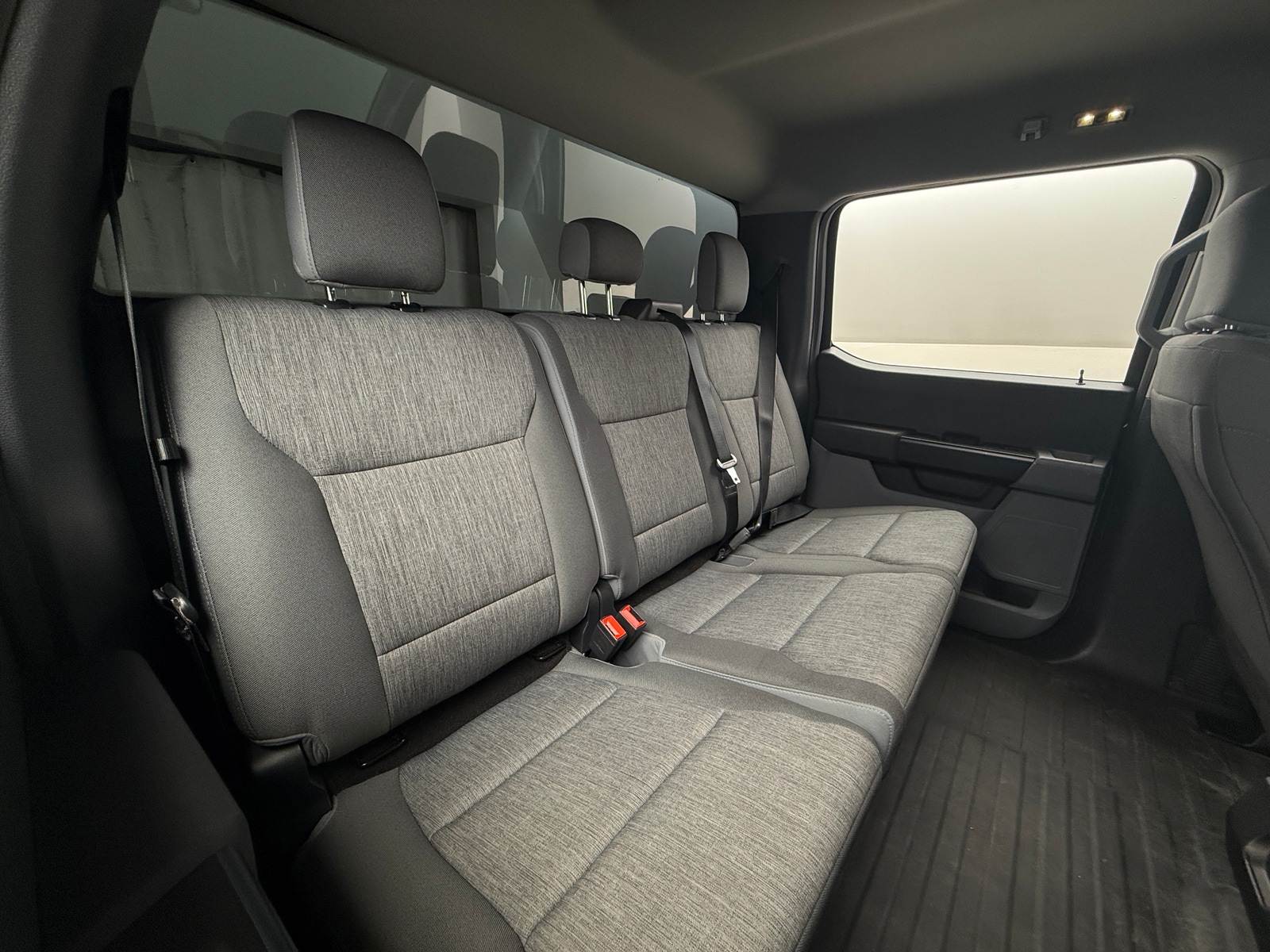 Thumbnail: 2021 Ford Econoline - 6