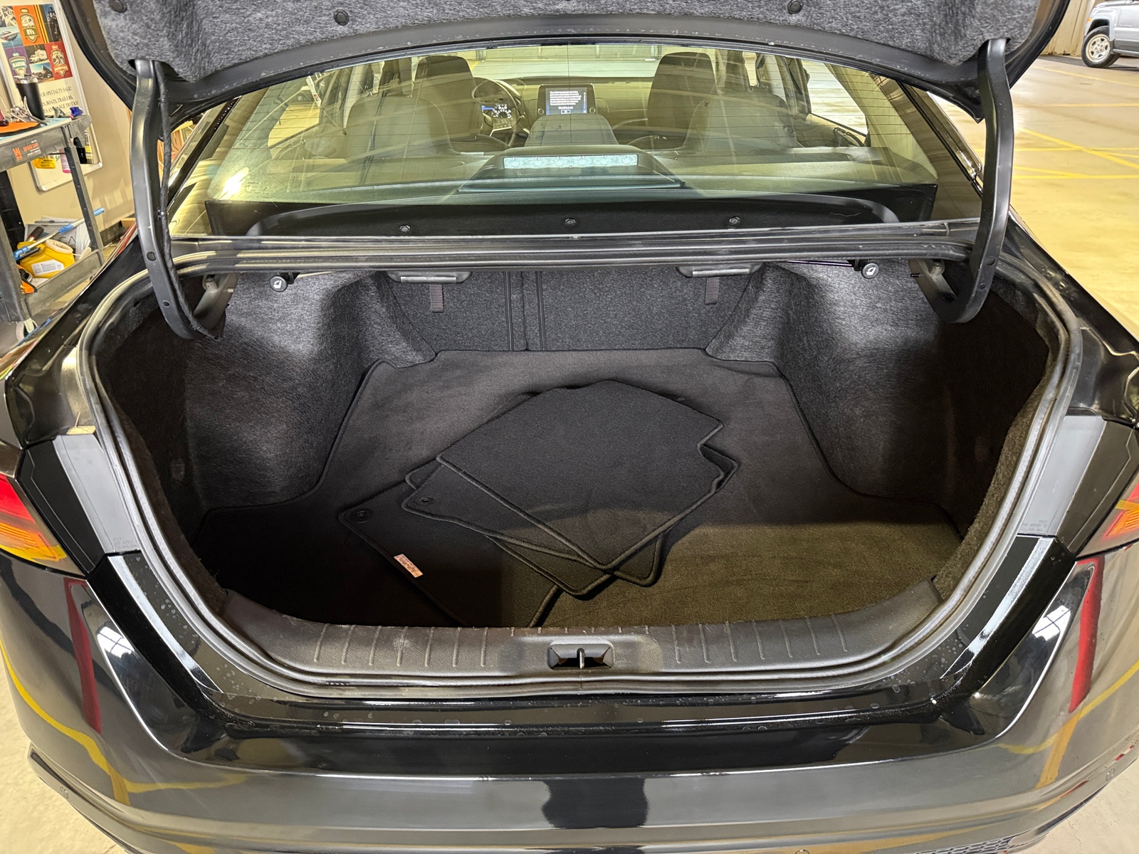 Thumbnail: 2025 Nissan Altima - 7