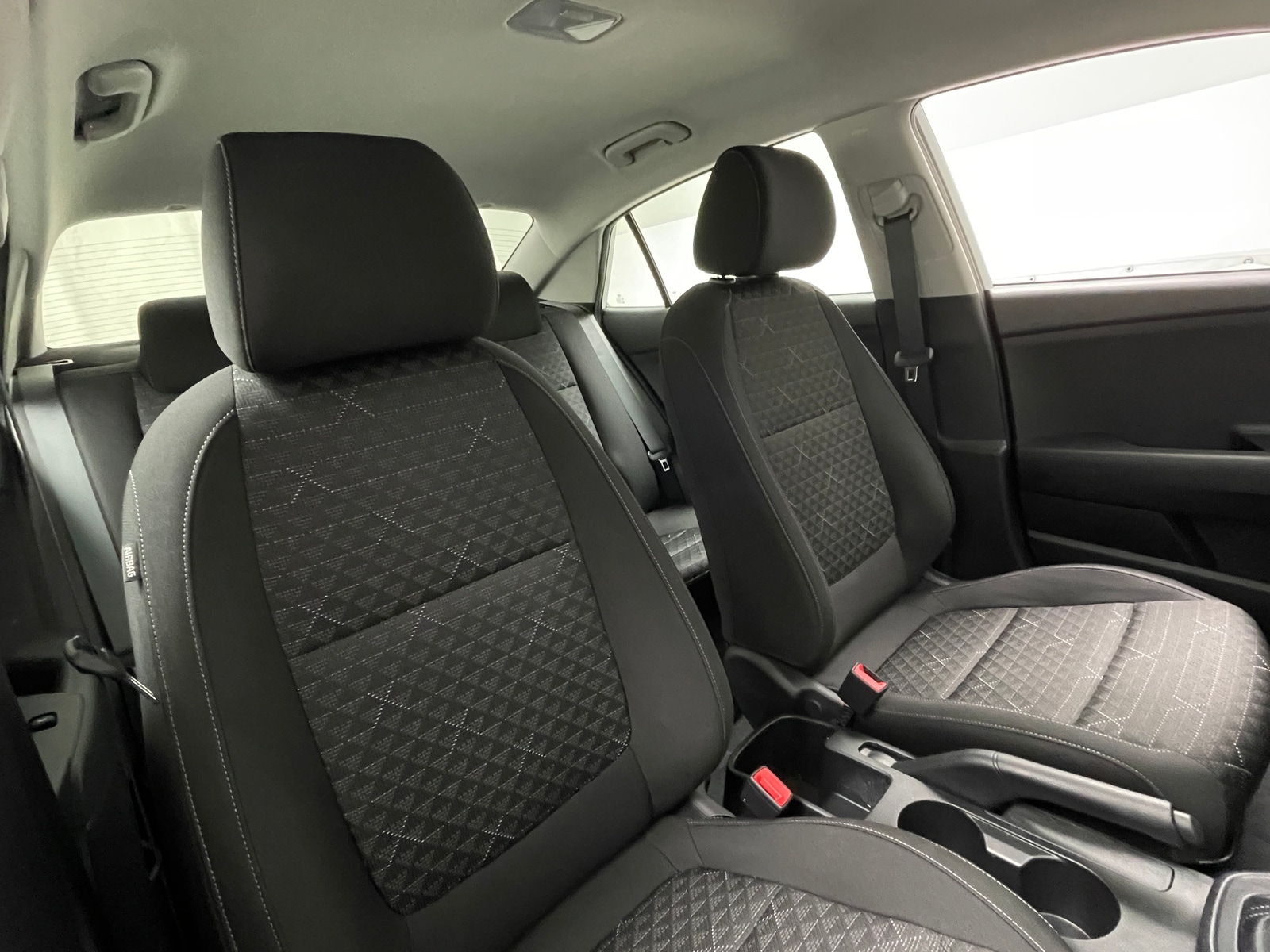 Thumbnail: 2021 Kia Rio - 2